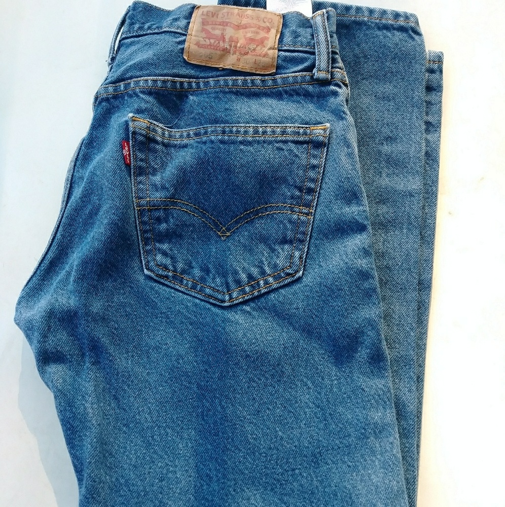 Levi's